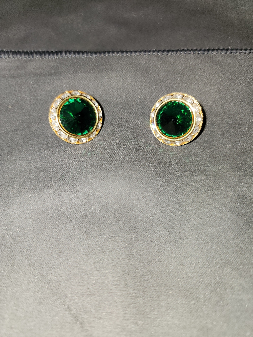 Gold-Tone Vintage Emerald Center Stud Clip-on Earrings with Crystal Halo